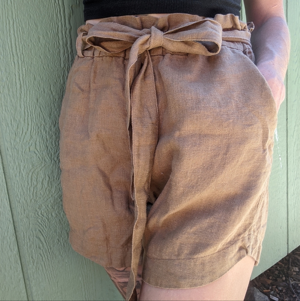 Linen shorts